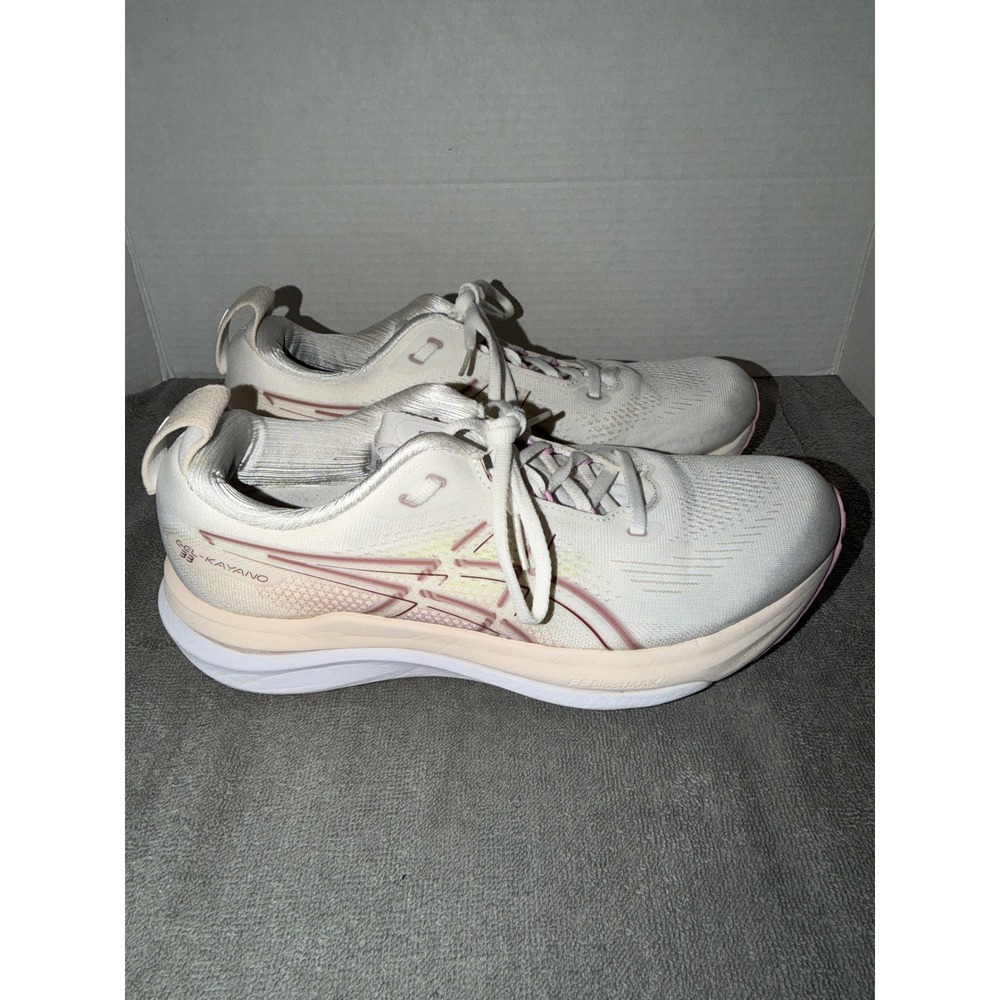 Women's ASICS Gel Kayano 33 Shoes Size 9.5